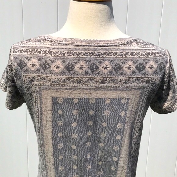 Lucky 🍀 Brand Scoop Neck Short Sleeve Blue/Gray/Tan PrintT Shirt Size Medium - Picture 6 of 14